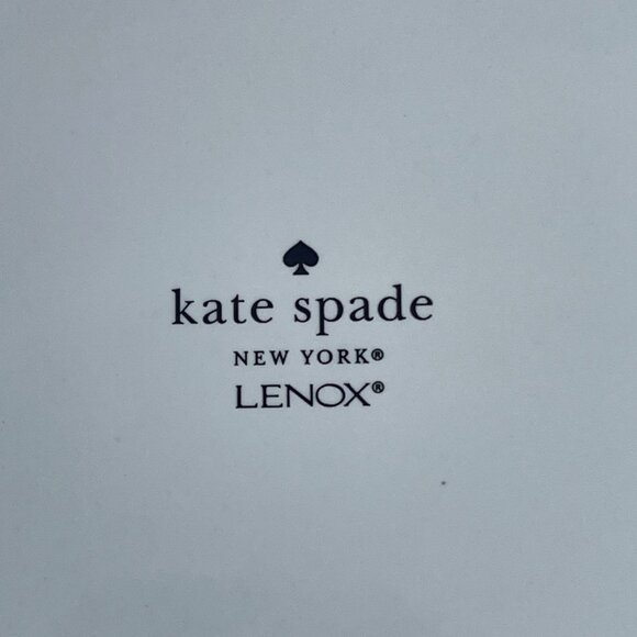 Kate Spade Lenox Blue Rim Early Bird Special Diner 8.75" Plate - Picture 4 of 4